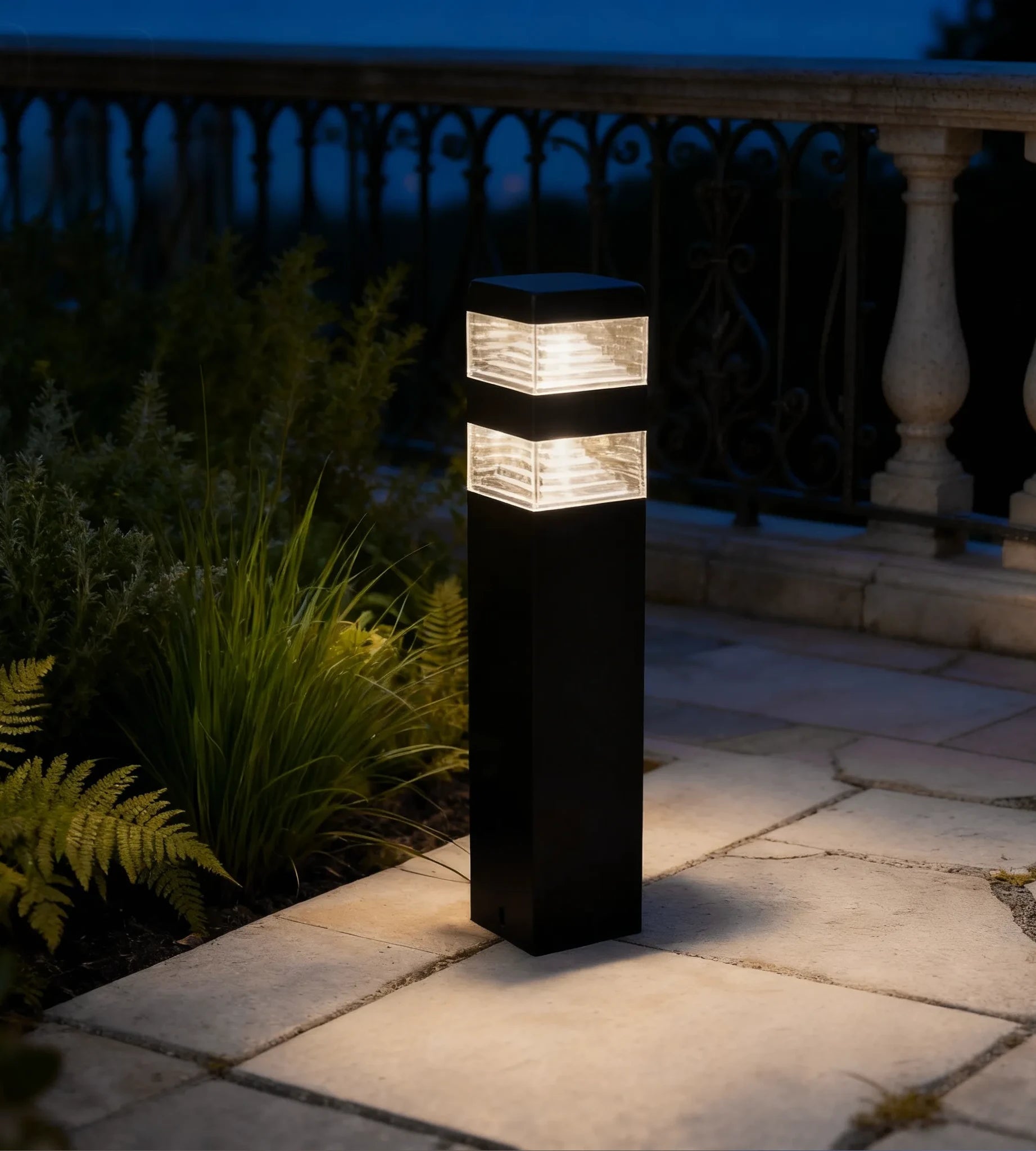 Pyramid LED-Außenterminal, 1000 Lumen, Neutralweiß - 32 LEDs — 2