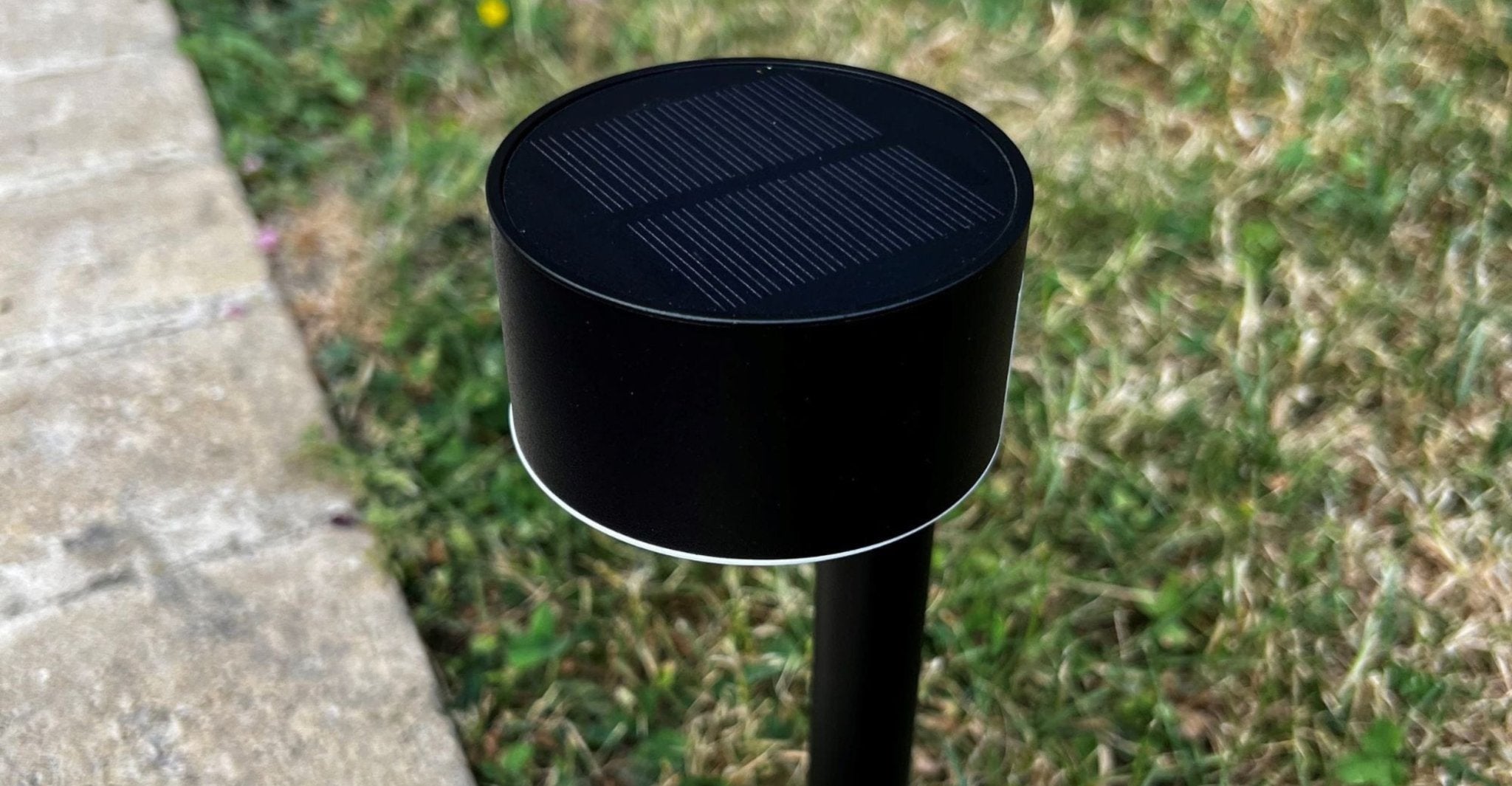 Wie erstellt man einen Weg mit Solarbaken?