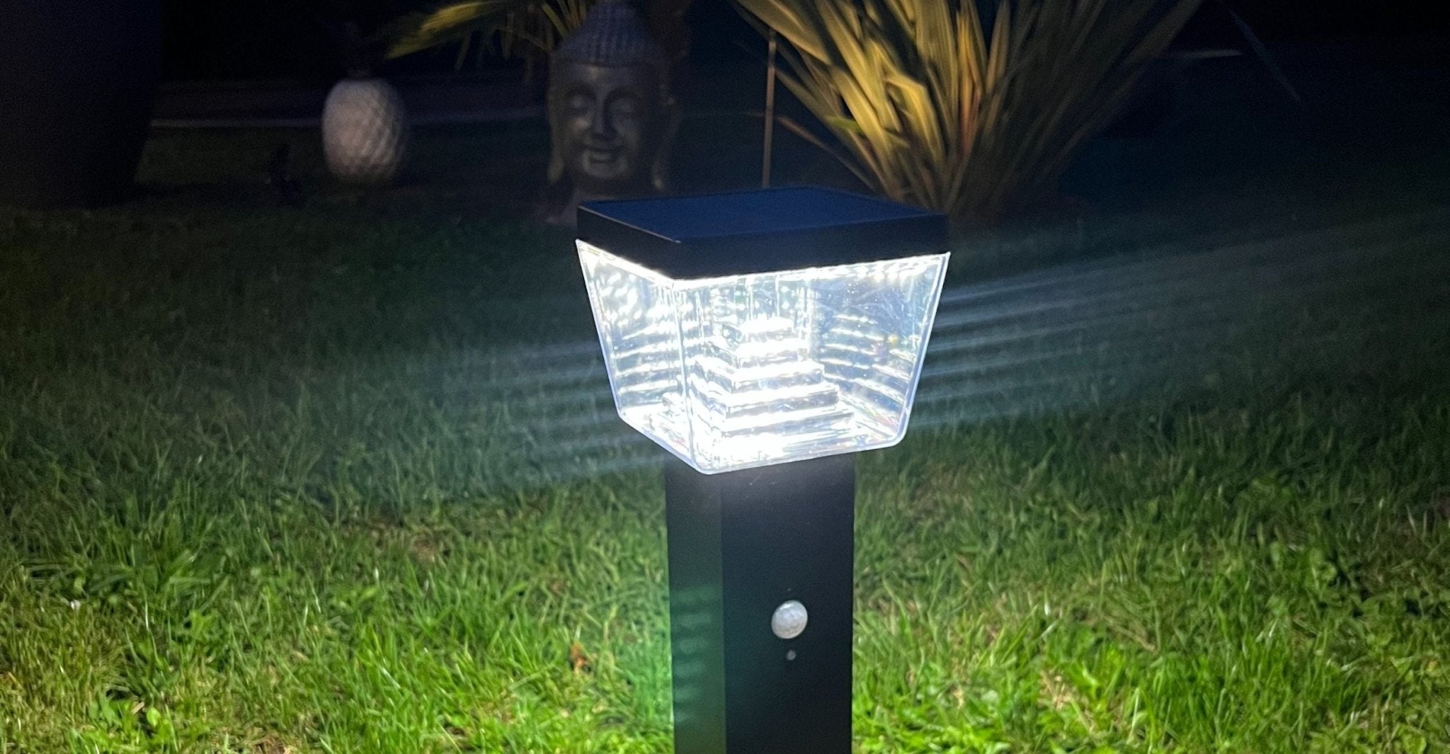 Idee per decorare con le luci solari