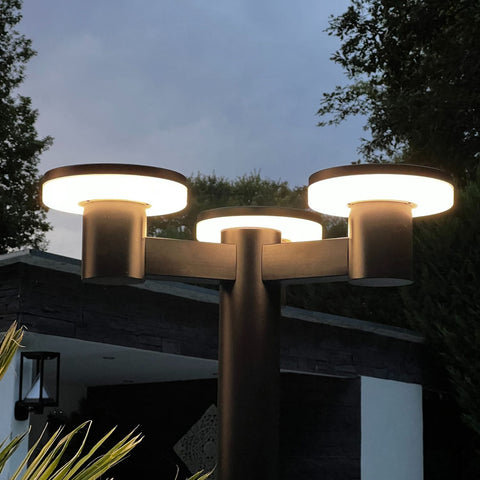 ALTO 3000 LED-Solar-Stehlampe – Höhe 2 m – Fernbedienung – 300 bis 3000 Lumen – Lumihome-France.com