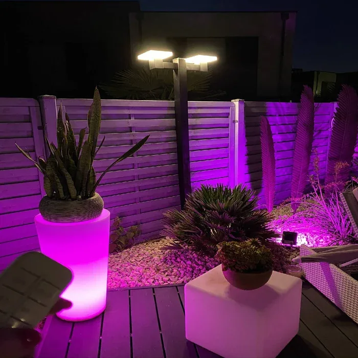 Solar-LED-Stehlampe SUN-2000, Schwarz, 120/200 cm, mit Fernbedienung — 4