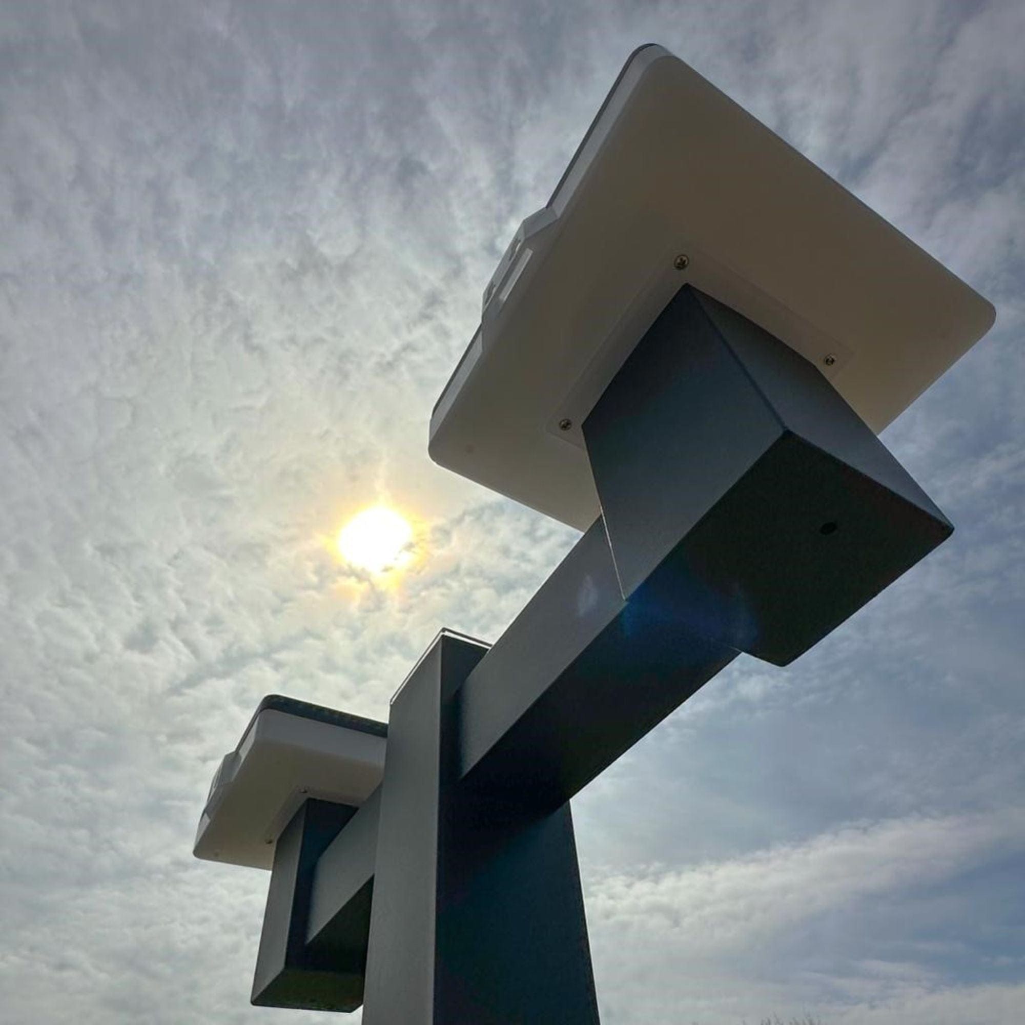 Lampione stradale solare a led SUN–2000 - Altezza modulare 1,20 m o 2 m - Da 200 a 2000 lumen - Controllabile da remoto - Lumihome
