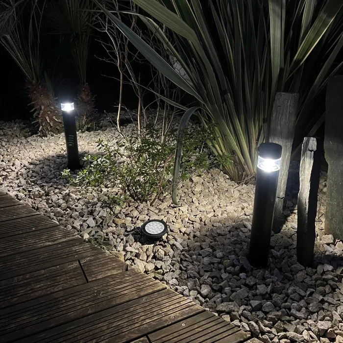 Solar-LED-Wegeleuchte ORION, Schwarz, 50 cm – 75 bis 150 Lumen — 4