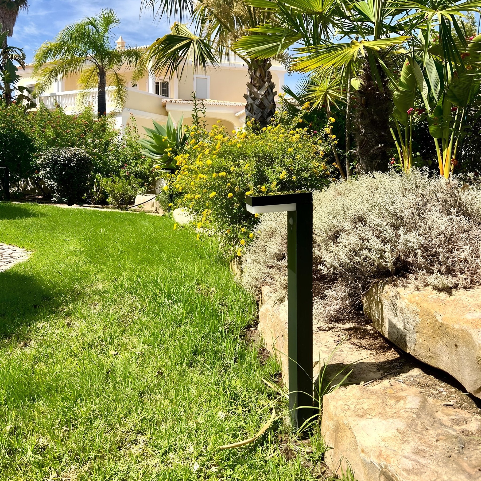 Lampada LED solar VENUS - Detetor de movimento - 3 modos de iluminação 75 a 600 lúmens - Lumihome