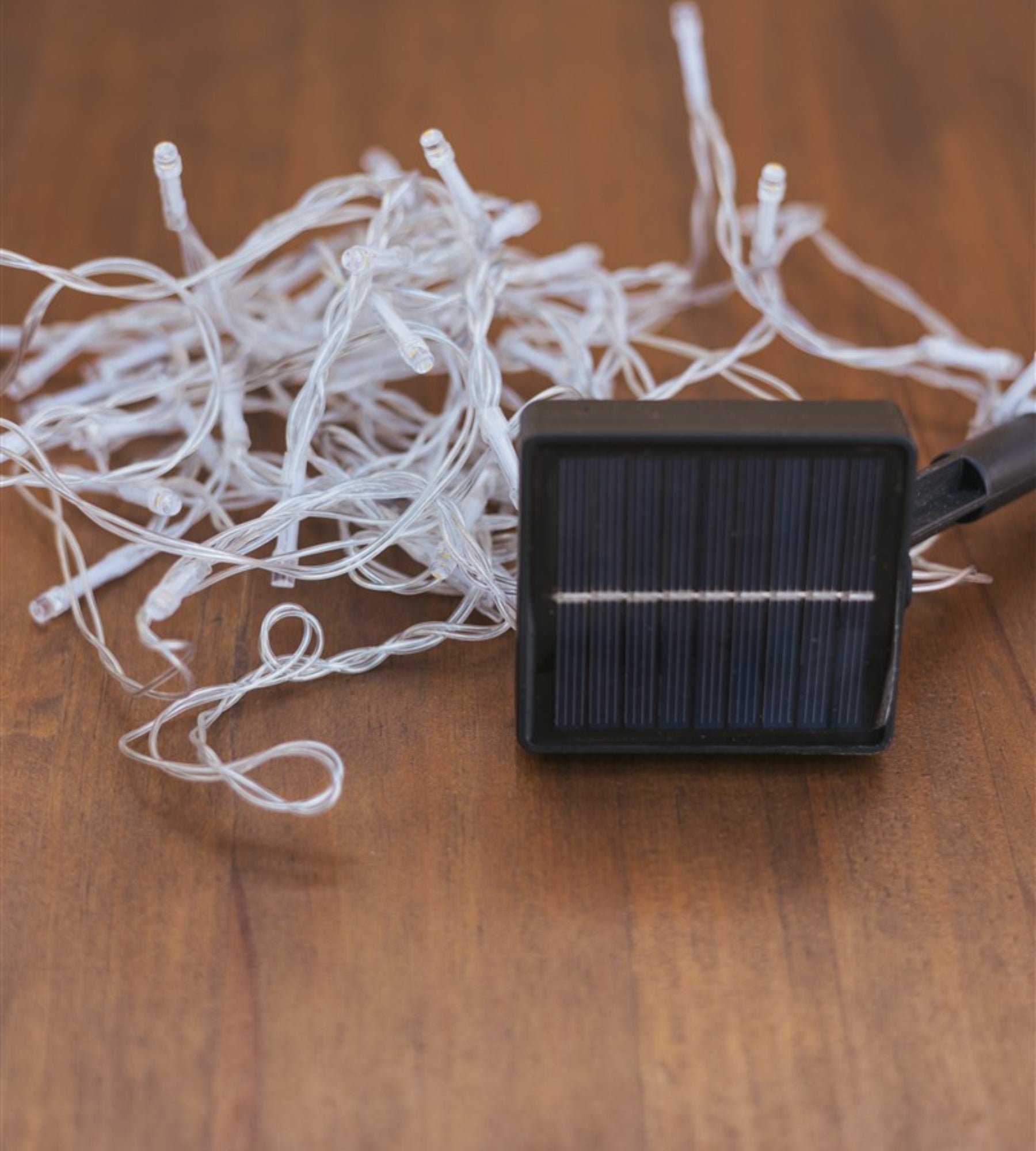 Cordão luminoso solar LUCEO - 10 metros de comprimento - 100 lâmpadas de 1 lúmen - Lumihome