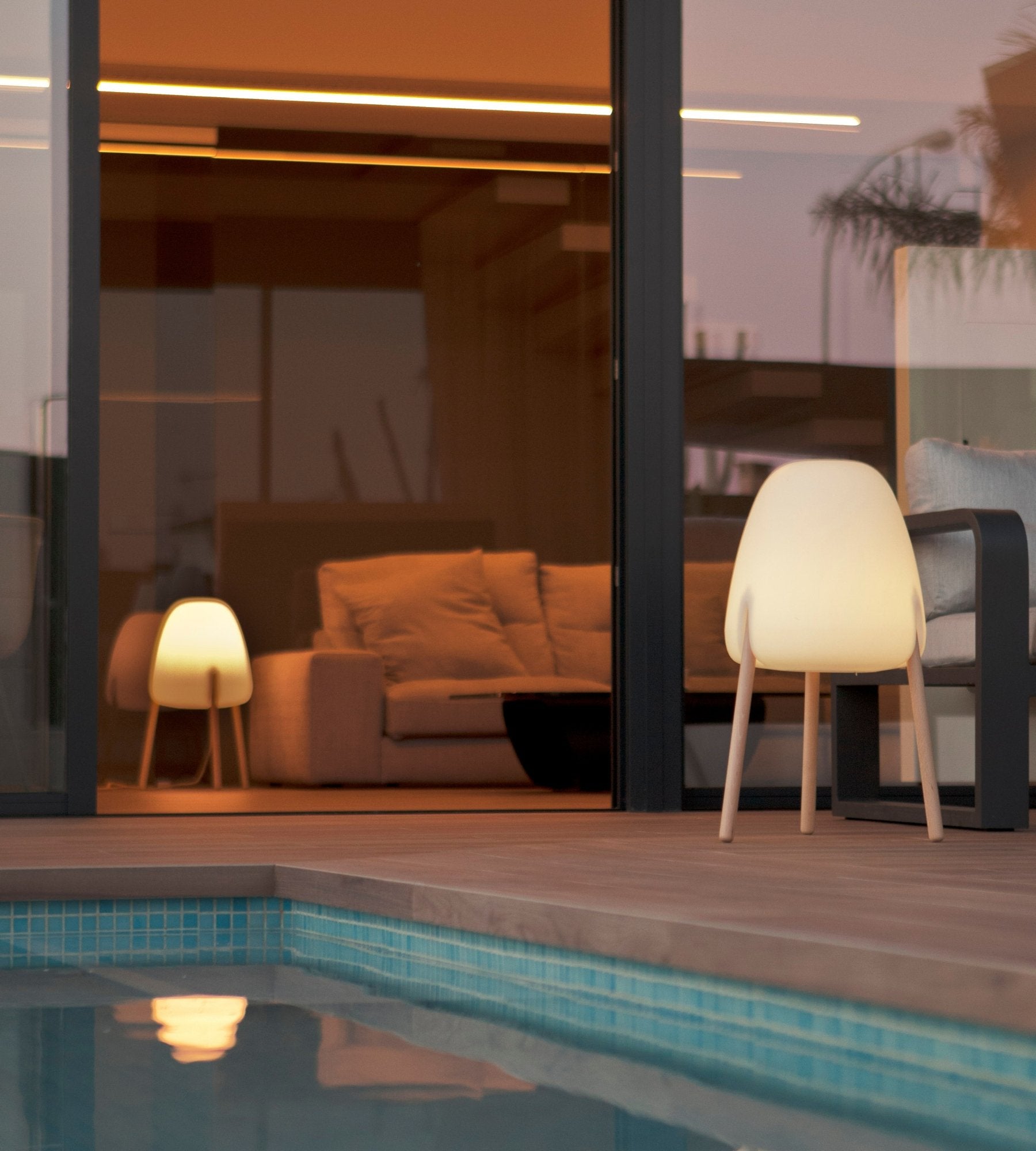 Candeeiro de design solar ROCKET - Iluminação ajustável branca e multicolorida - Interior e exterior