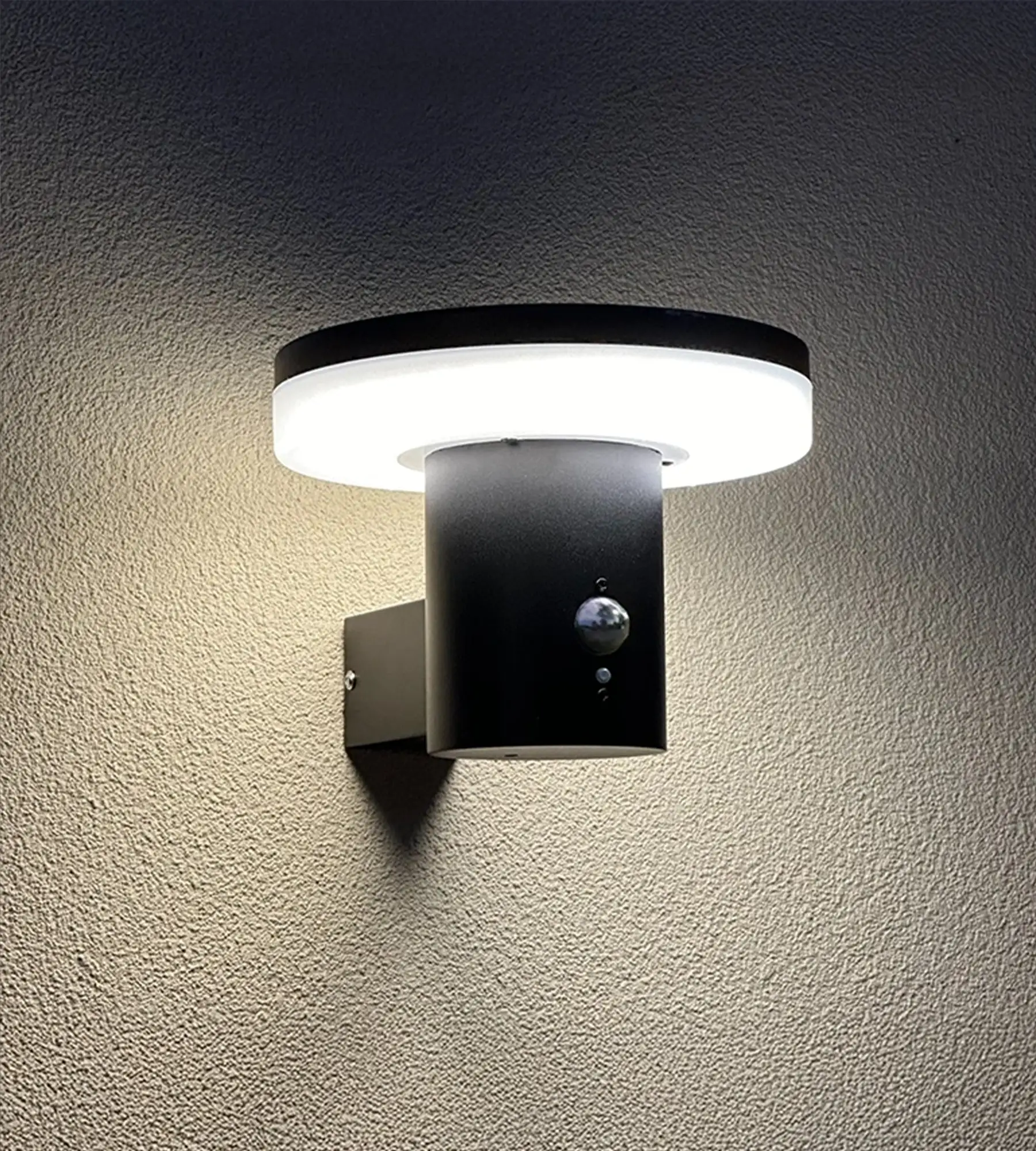 Solar Wall Light — ALTO