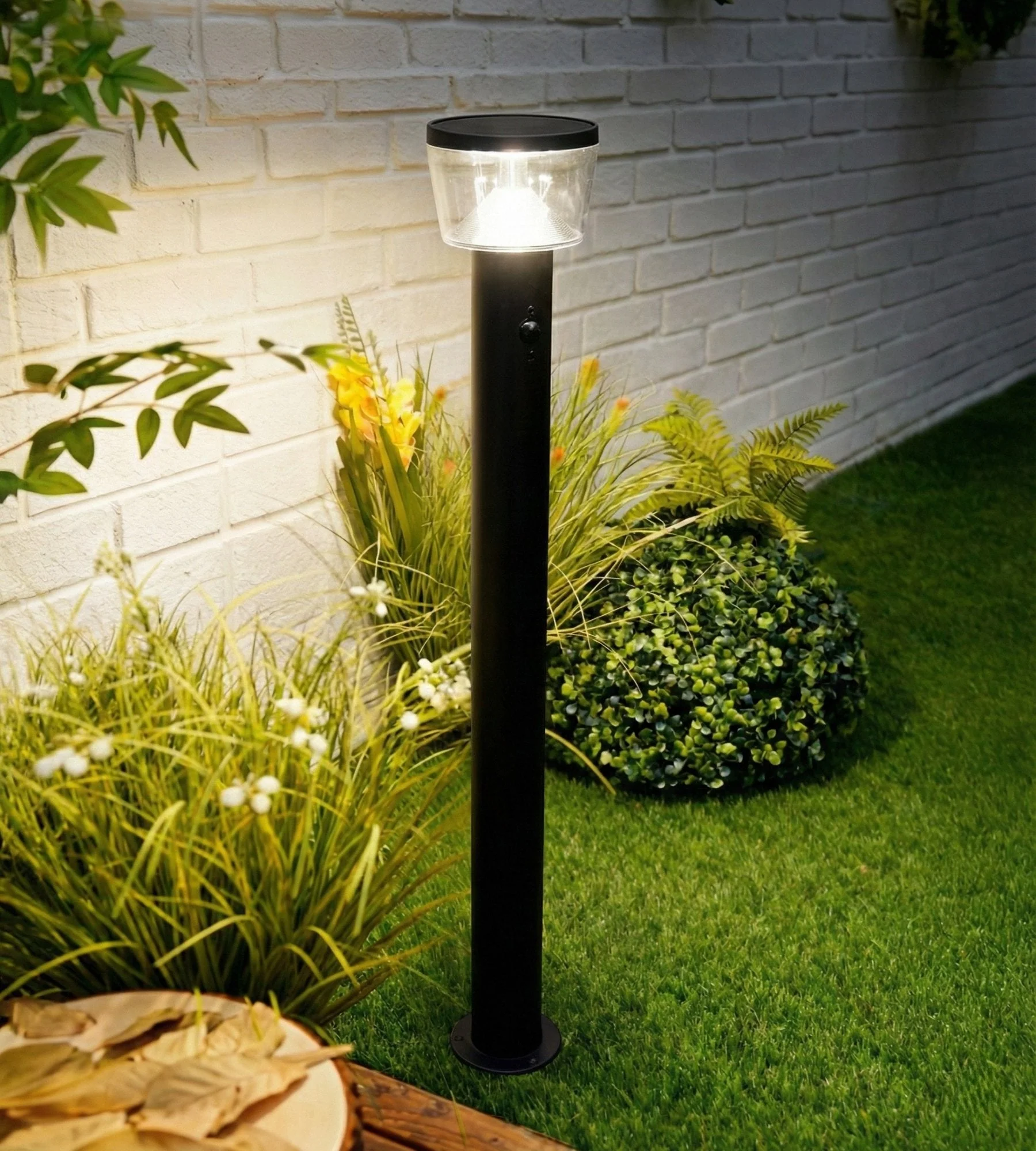Solar Bollard — DIVA