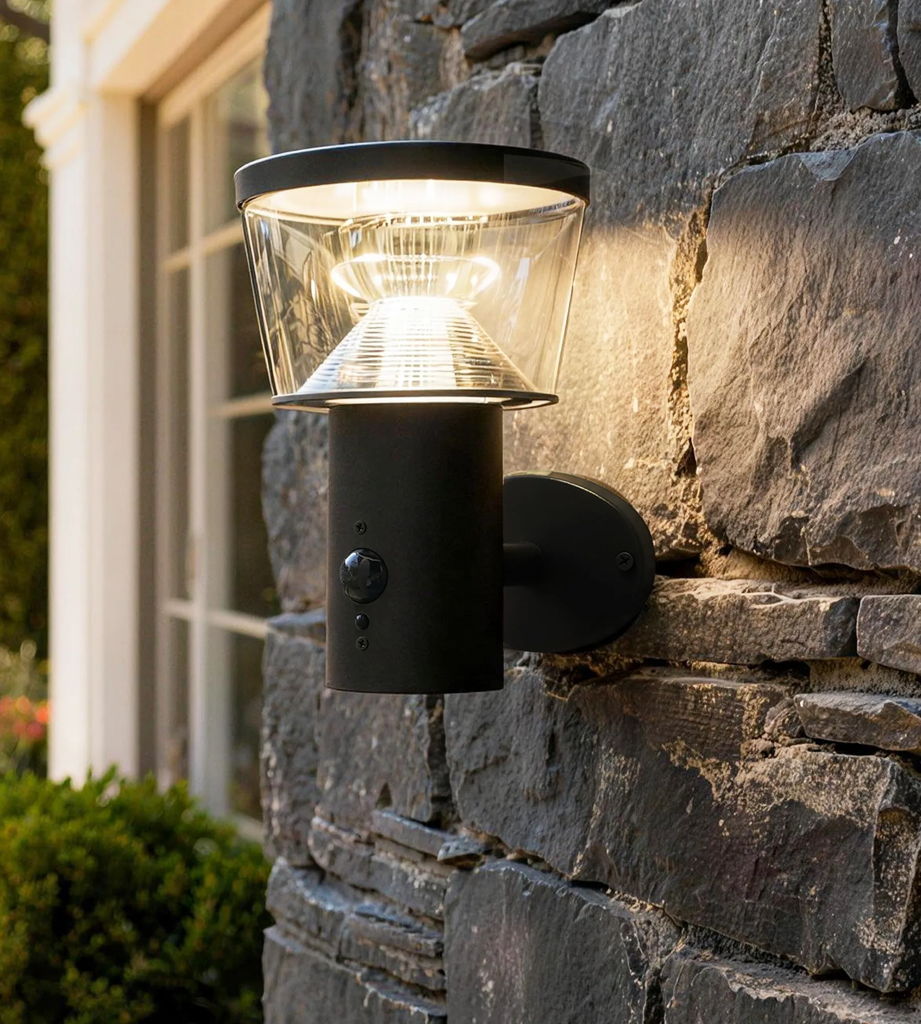 Solar Wall Light — DUBLIN view 4