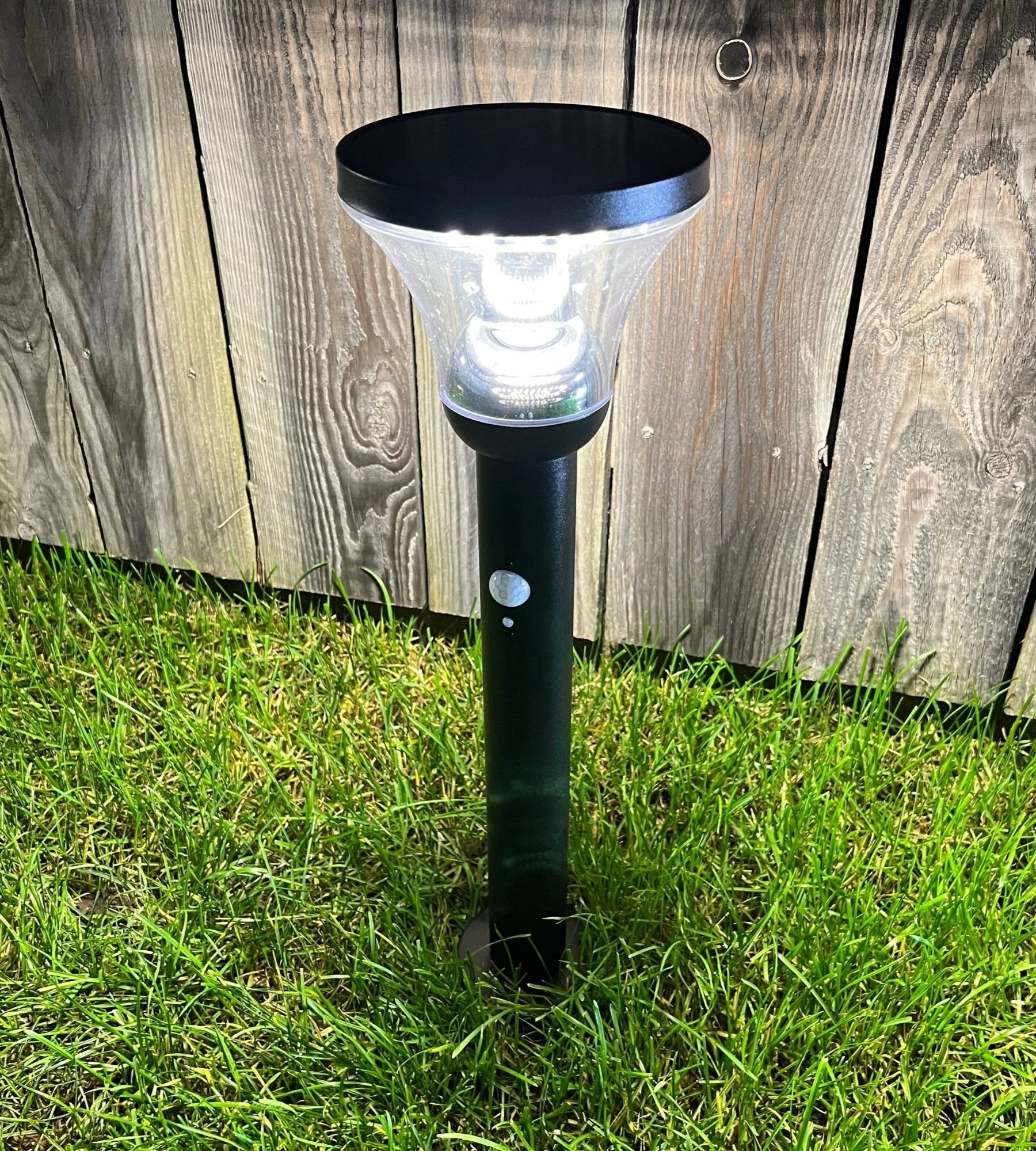 Solar Bollard — DIVA view 4